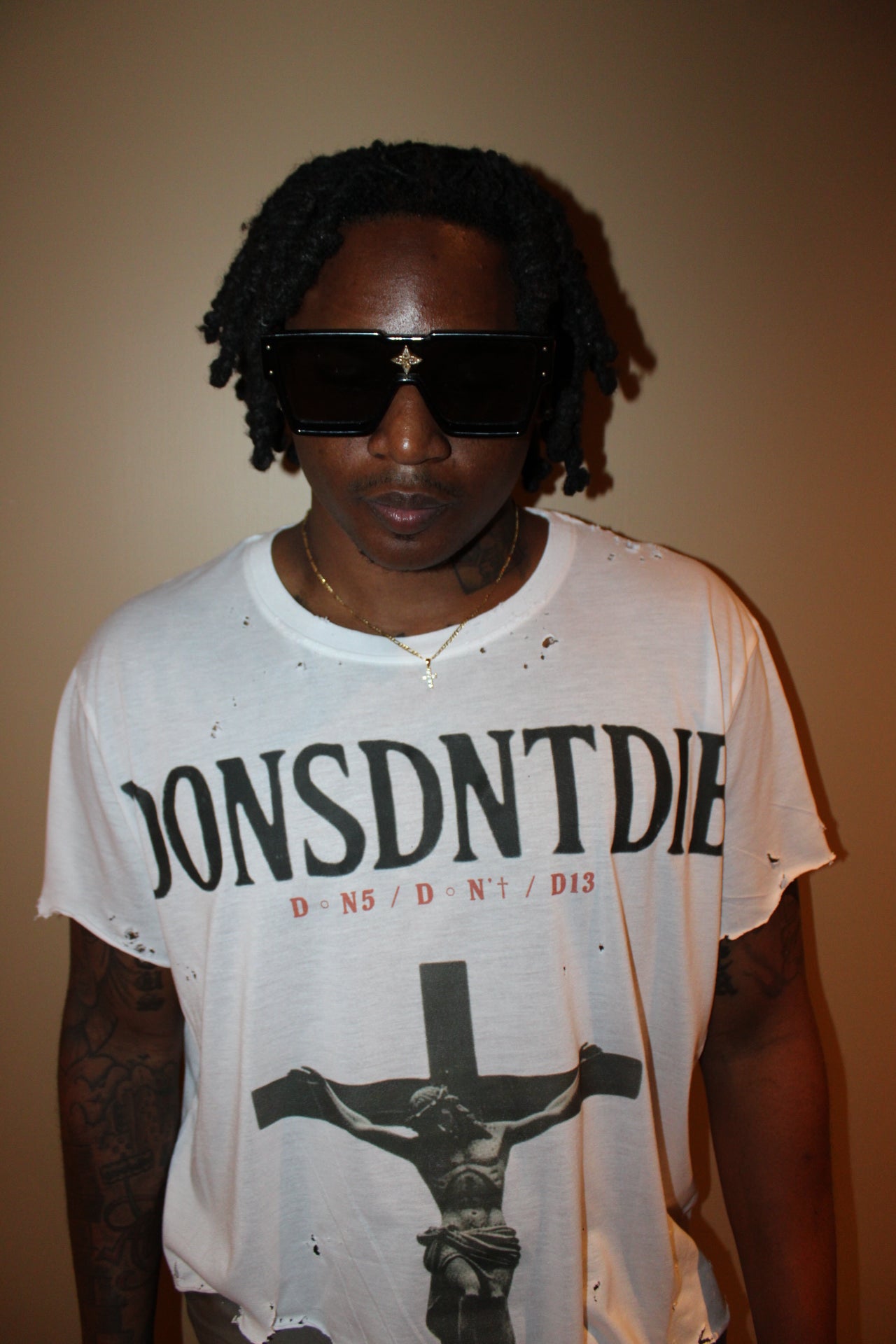 D13 / DONSDNTDIE Tee