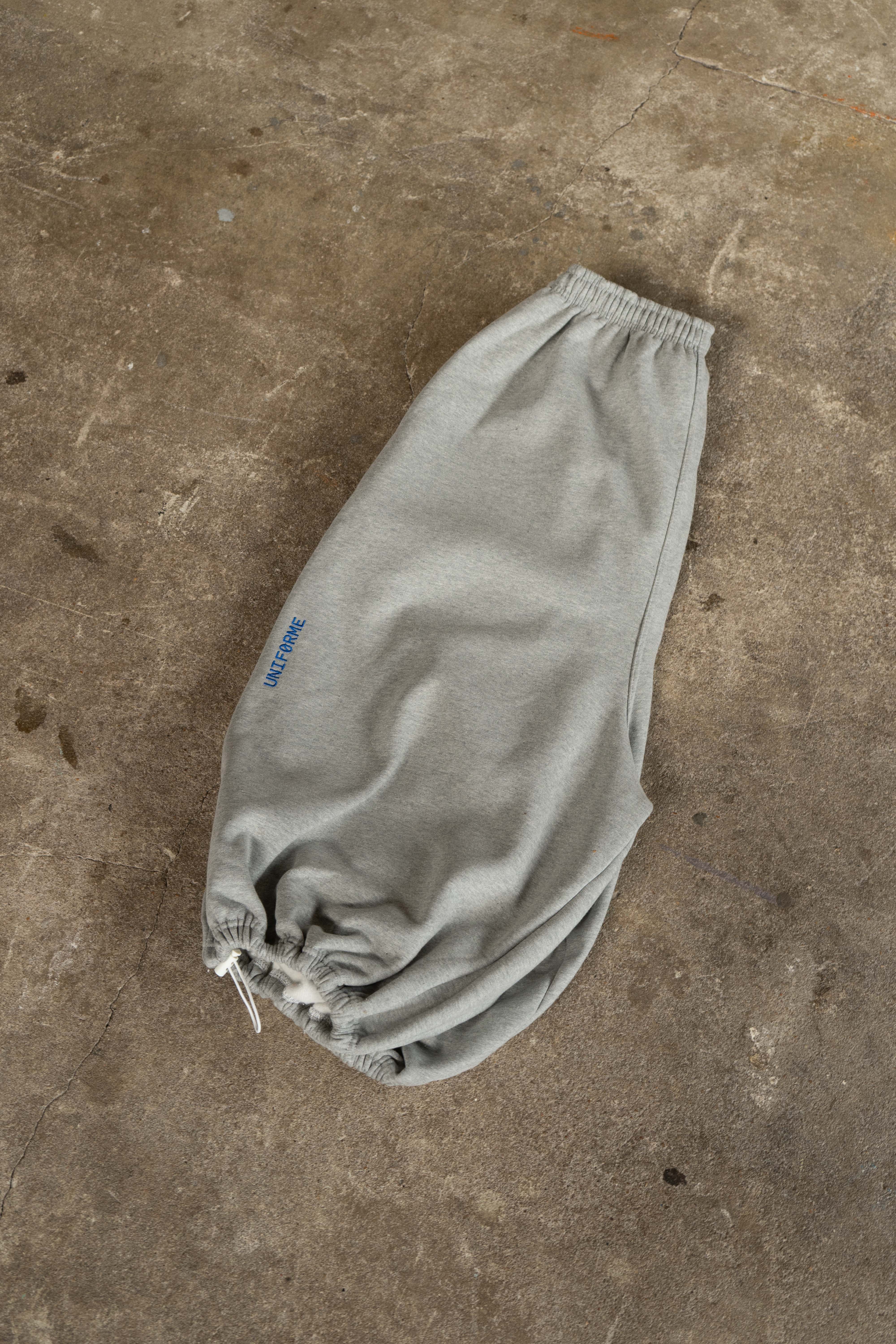 Issued Short. 44 - Neutral/Blue