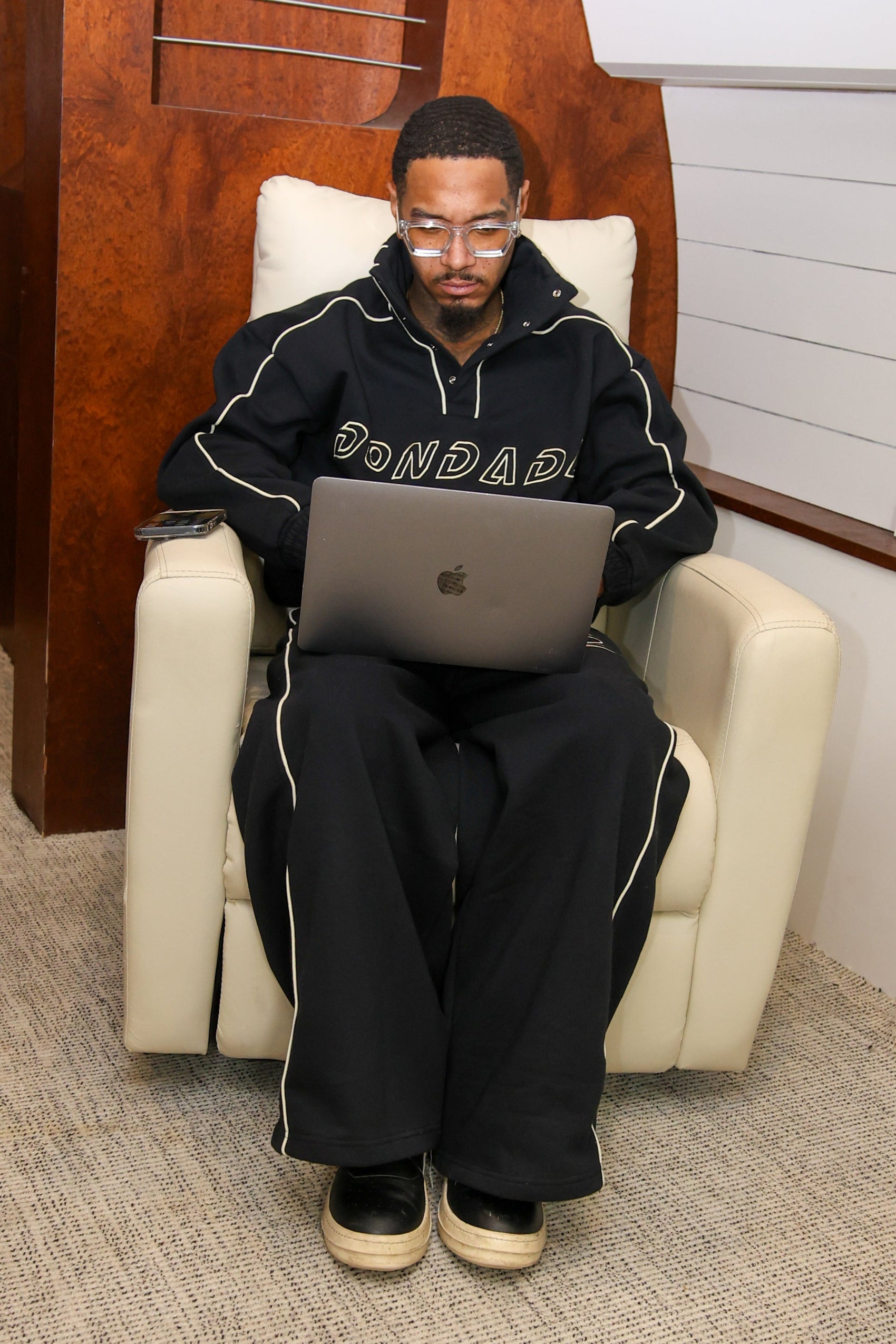 M QTR BUTTON SET - BLACK