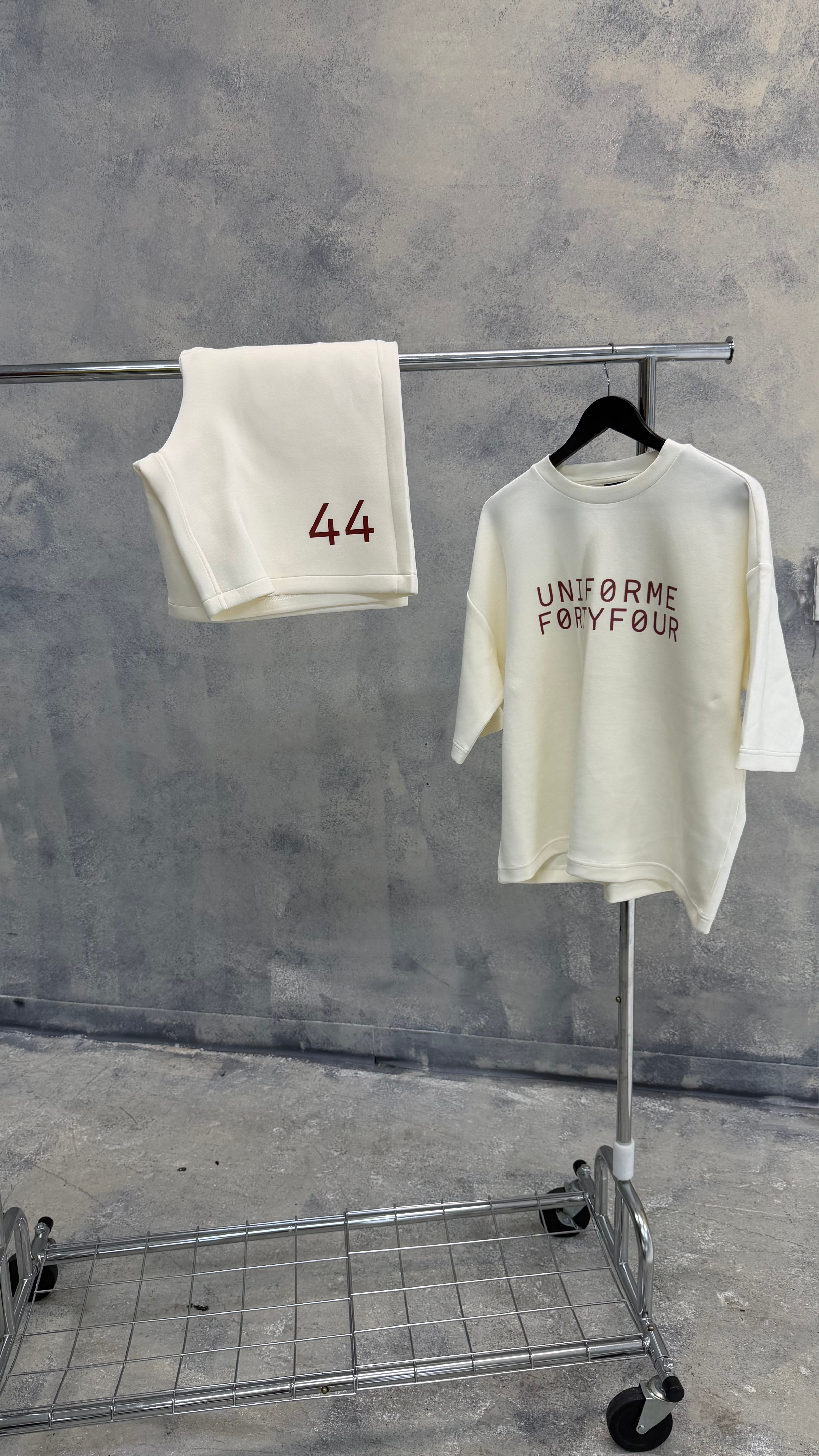 UNIFØRME 44: Standard Issue Set